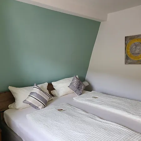 דירה Weingut Matthias Dauns *