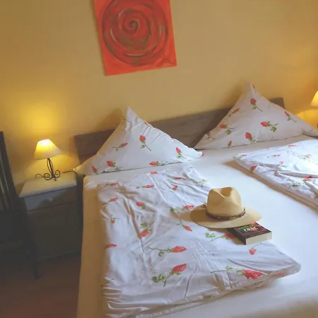 Weingut Matthias Dauns 아파트 레일