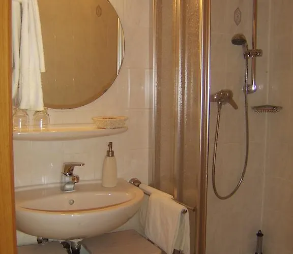 Weingut Matthias Dauns Apartment *